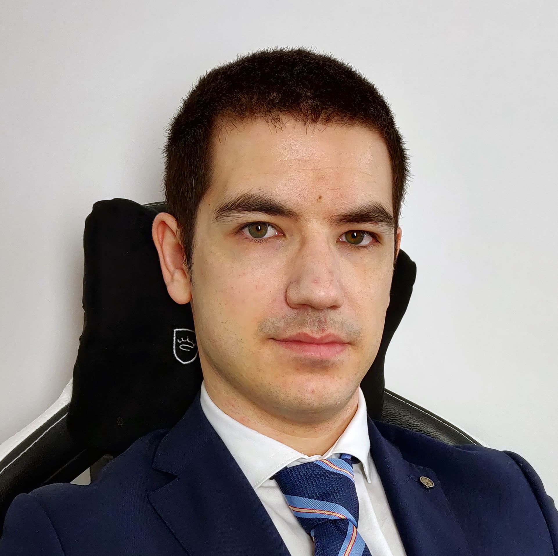 Chinoman10 Momentum One Discord